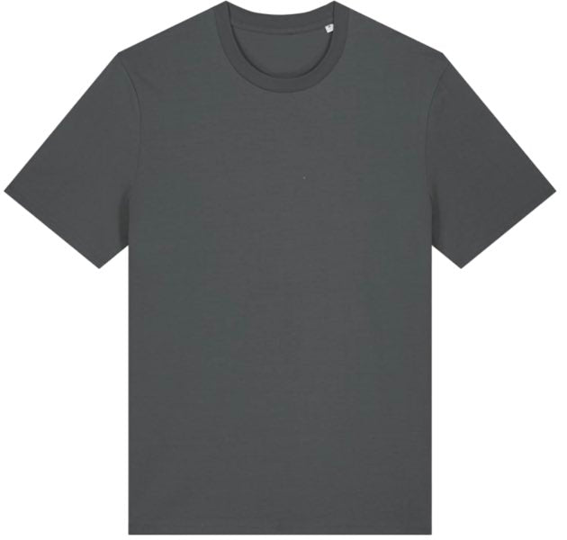 Graues T-Shirt auf weißem Hintergrund