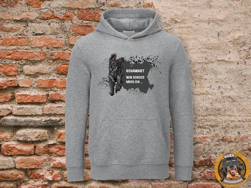 grauer Hovawart Hoodie auf Steinmauer