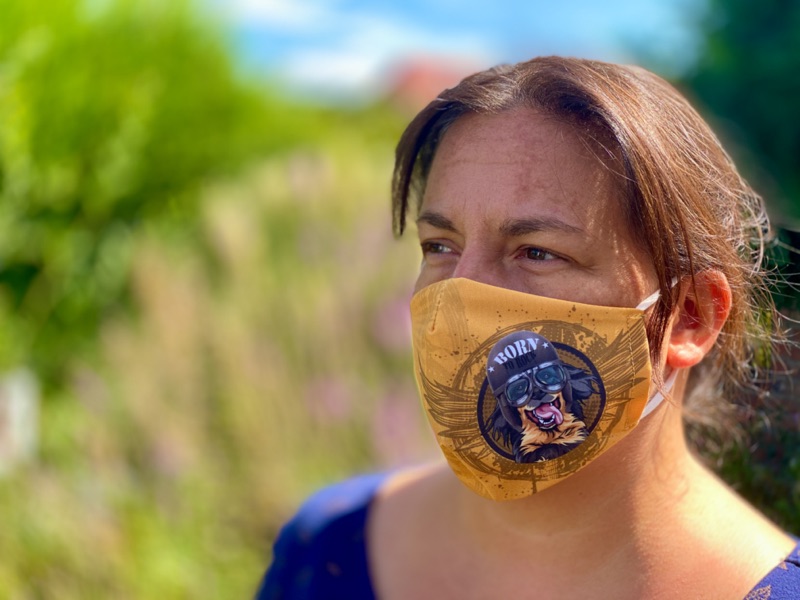 Sehr coole Mund- und Nasen- Maske mit dem Hundemotiv Hovawart, bei 60 Grad waschbar