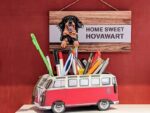 Hovawart Schild - Home sweet Hovawart auf einem Schreibtisch